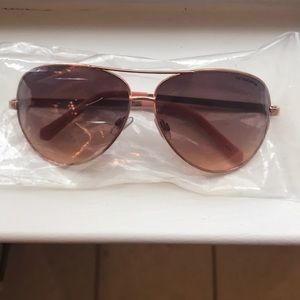 *SALE* Rose Gold Aviators